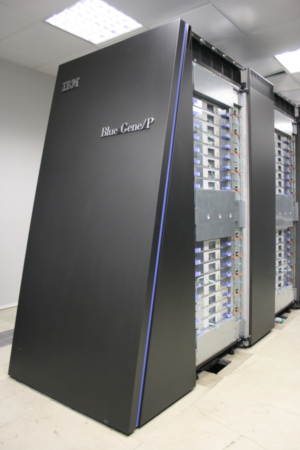 Ibm blue. Суперкомпьютер Blue Gene/p. Суперкомпьютер IBM BLUEGENE. Суперкомпьютер МГУ Ломоносов-2. Vulcan – Blue Gene/q.